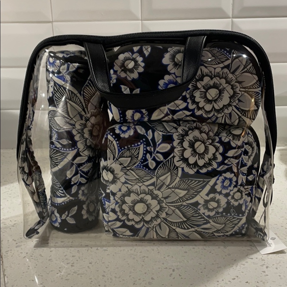 Vera Bradley 4 piece cosmetic set in snow lotus